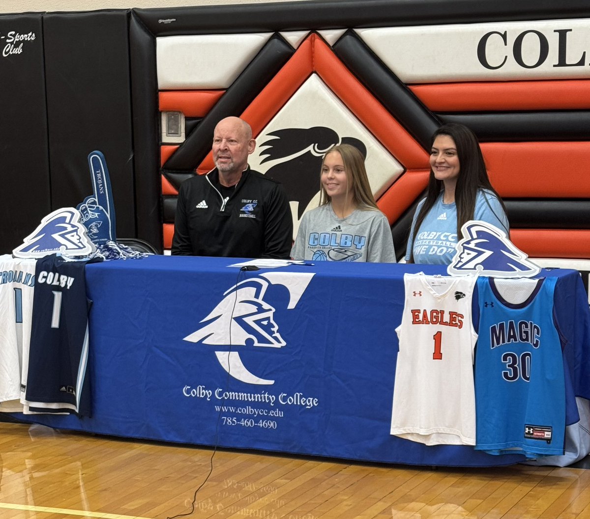 Magic Basketball (@magicbasketbal4) on Twitter photo Congratulations <a href="/LoganNolan30/">Logan Grace Nolan</a>! Couldn’t be more happy for you! <a href="/HoopCoachSpence/">𝐷ᥑᎱîȠ ⲏ܂ SᵖǝȠ∁ǝ</a> and <a href="/ColbyCC_WBB/">Colby CC Women's Basketball</a> got another good one! #magicfamily
<a href="/RobertPGHKansas/">Robert Kelly</a> <a href="/KSScoutDeck/">DeckScoutKS</a> Congratulations <a href="/LoganNolan30/">Logan Grace Nolan</a>! Couldn’t be more happy for you! <a href="/HoopCoachSpence/">𝐷ᥑᎱîȠ ⲏ܂ SᵖǝȠ∁ǝ</a> and <a href="/ColbyCC_WBB/">Colby CC Women's Basketball</a> got another good one! #magicfamily
<a href="/RobertPGHKansas/">Robert Kelly</a> <a href="/KSScoutDeck/">DeckScoutKS</a>