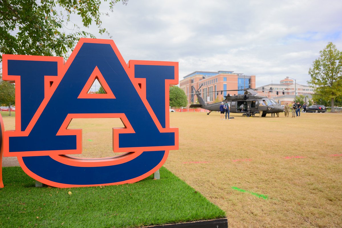 AuburnU's tweet photo. This morning, a Blackhawk helicopter landed on Nichols Lawn in honor of Military Appreciation Week. #WarEagle🇺🇸 https://t.co/1GxFq8hbia