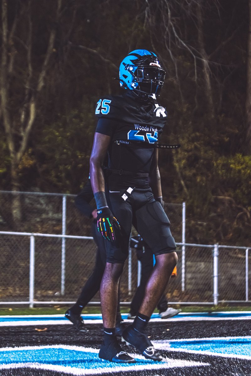 Davaughn Jones (@davaughnjones16) on Twitter photo Sophomore Full Season Flim‼️
<a href="/CoachBT02/">B</a> <a href="/coachmeyer412/">Coach Meyer</a> <a href="/CoachWalk23/">Maurice Walker</a> <a href="/AthleticTraumaU/">Chris Steel Edmonds</a> <a href="/wpialsportsnews/">WPIAL Sportsmen</a> <a href="/WPIAL_Insider/">WPIAL Insider</a> <a href="/210ths/">2Tenths Speed & Agility</a> <a href="/Cover3_ATH/">Cover Three Athletics</a> <a href="/Ty_Brown5/">Ty Brown</a>
hudl.com/v/2QnBG0 Sophomore Full Season Flim‼️
<a href="/CoachBT02/">B</a> <a href="/coachmeyer412/">Coach Meyer</a> <a href="/CoachWalk23/">Maurice Walker</a> <a href="/AthleticTraumaU/">Chris Steel Edmonds</a> <a href="/wpialsportsnews/">WPIAL Sportsmen</a> <a href="/WPIAL_Insider/">WPIAL Insider</a> <a href="/210ths/">2Tenths Speed & Agility</a> <a href="/Cover3_ATH/">Cover Three Athletics</a> <a href="/Ty_Brown5/">Ty Brown</a>
hudl.com/v/2QnBG0