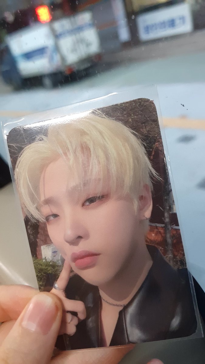 miaena4's tweet photo. 무진아 수능 잘 보고올게♡♡ https://t.co/ERVznfAf3p