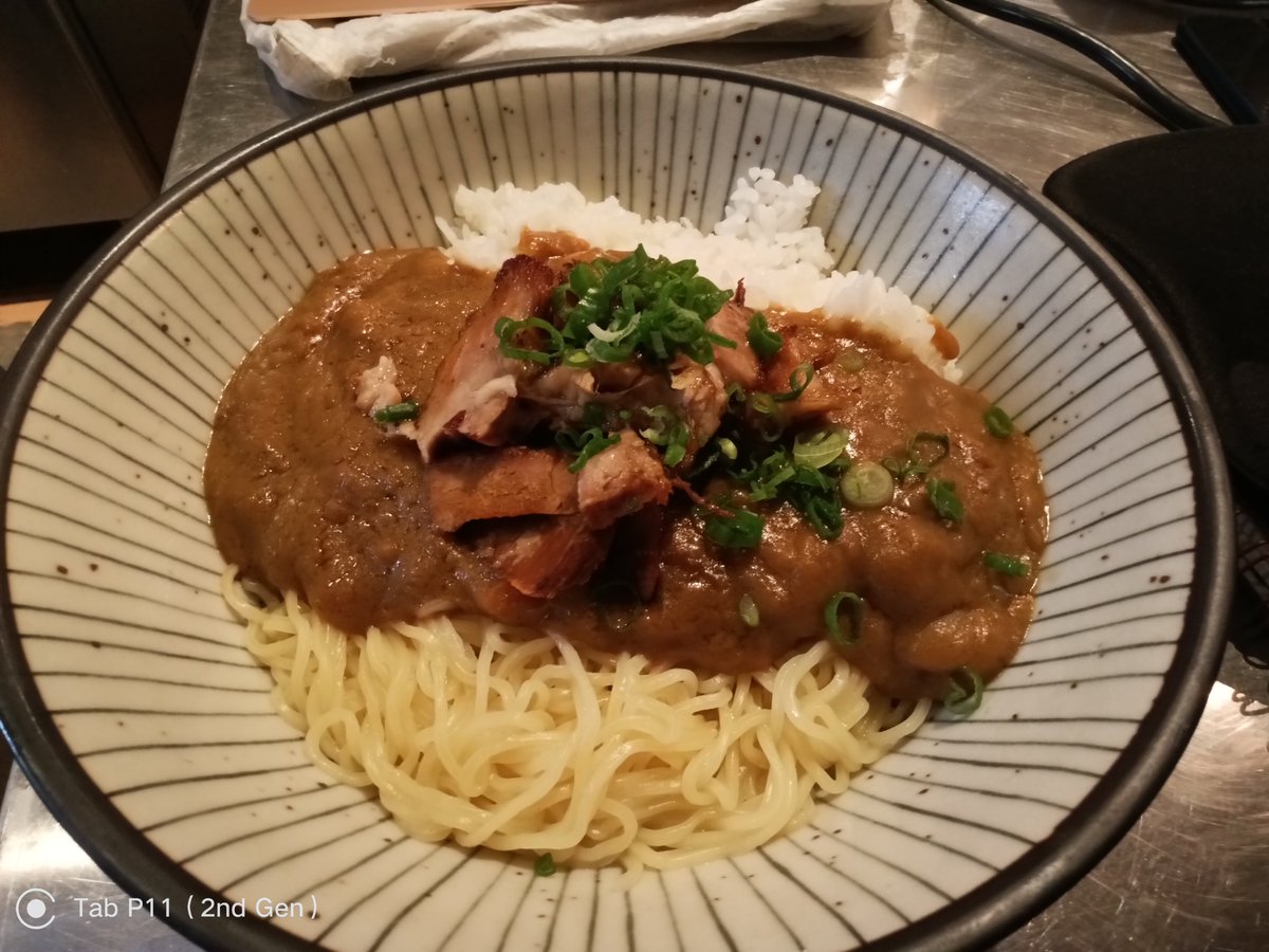 VerywellSeido's tweet photo. November 13th

Today's lunch at my work place 

Curry rice and ramen 🍛🍜 

So good and so full 😁🤭👍 https://t.co/xEO4MW2QJw