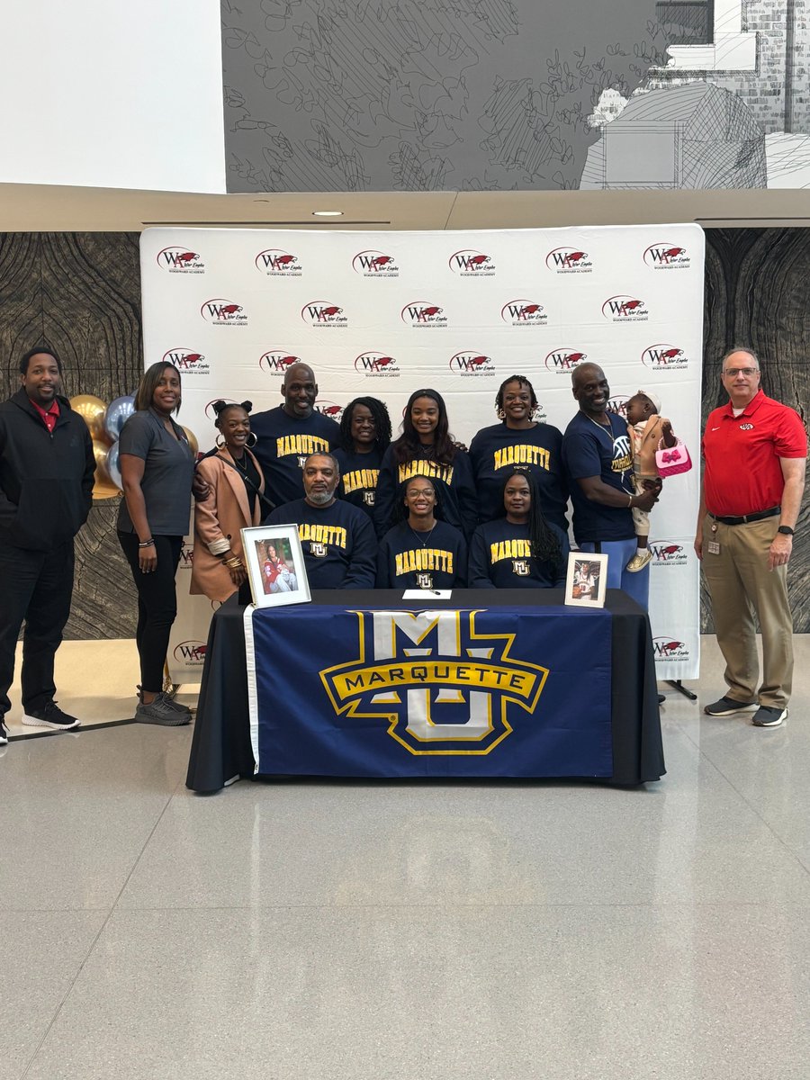 Congratulations to:

Nicholas Parham (soccer) - University of Louisville
RJ Snyder (diving) - University of Virginia
Delaney Cooper (basketball) - Stony Brook University
Kameron Herring (basketball) - Marquette University

All 4 committing to collegiate programs today!