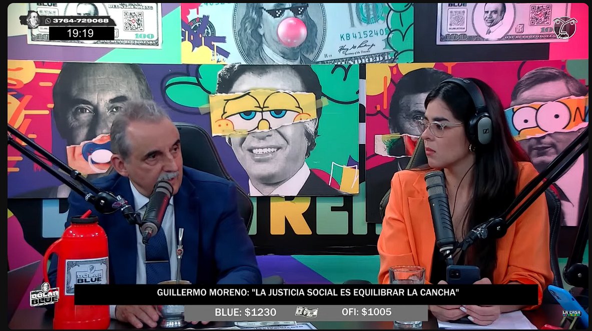 MorenoAlff's tweet photo. jajaja las fotos de atras https://t.co/Qk6ID4GI4s