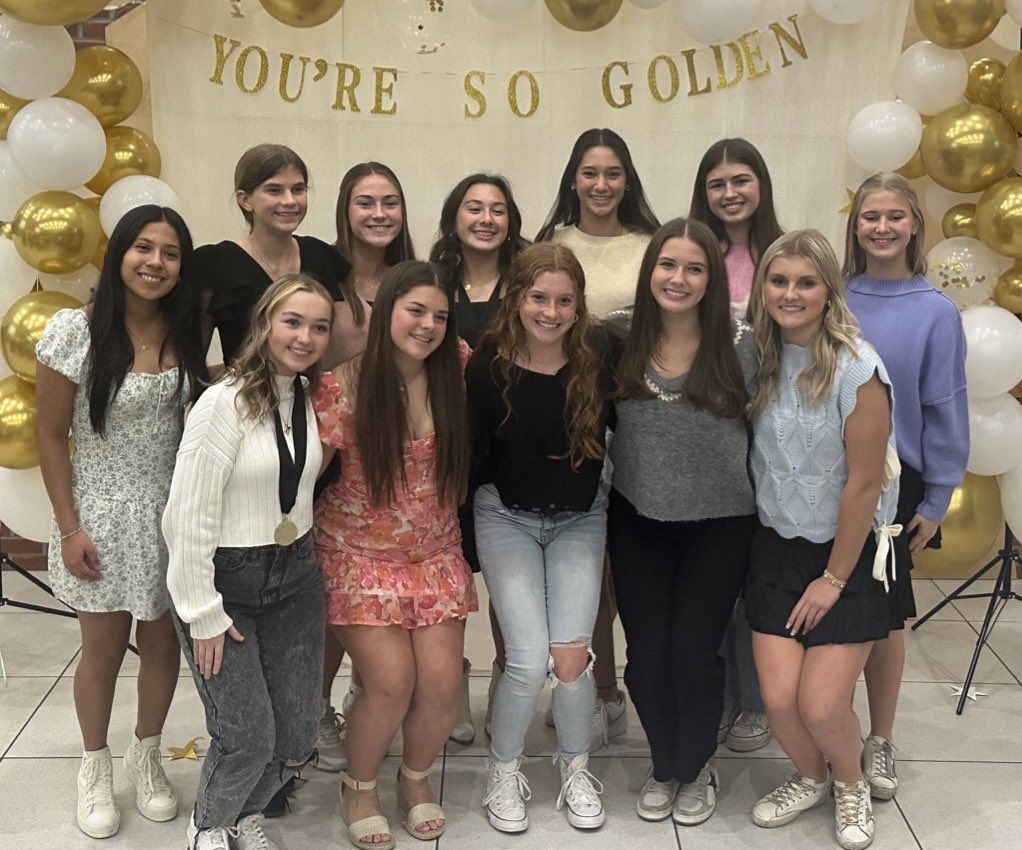 BKGirlsXC's tweet photo. To the seniors thank you for all you have done for your program. 

2 State Championships
1 Runner Up State
3 Regional Championships
2023 Academic State Champions. 

And most important the mark you have left on our girls our coaches and our Community
Thank you ❤️ https://t.co/LomTZcgL4Z