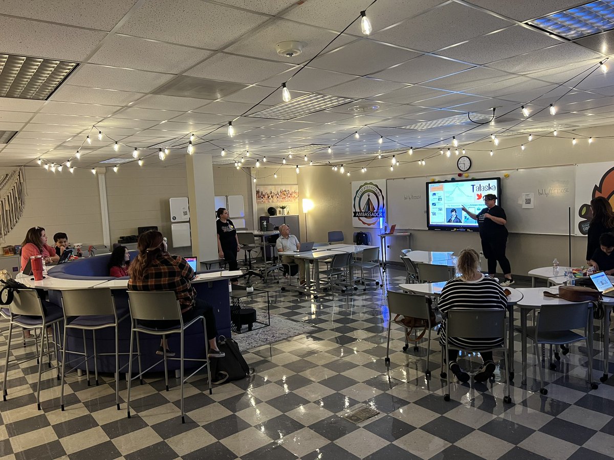 TechECISD's tweet photo. Our #TechyTribe Ambassador Fellows chose new #edtech tools to bring into their classrooms last month! ๐๐ At their collaboration this week they shared their experience & learned from each other. We โฅ๏ธ hearing their reflections, yโall! #ECISDTTAF #ECISDproud https://t.co/NmSMtgvcXd