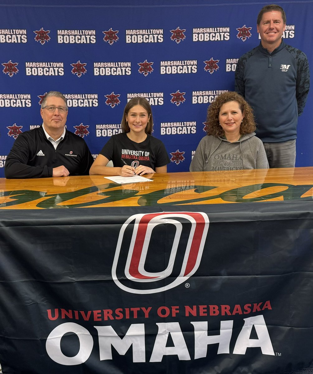 ✍️ SIGNING DAY⛳️

Congrats to Natalie Henson who signed her NLI to attend <a href="/OmahaWGO/">Omaha Women's Golf</a> next fall! The Mavs are getting a great one!