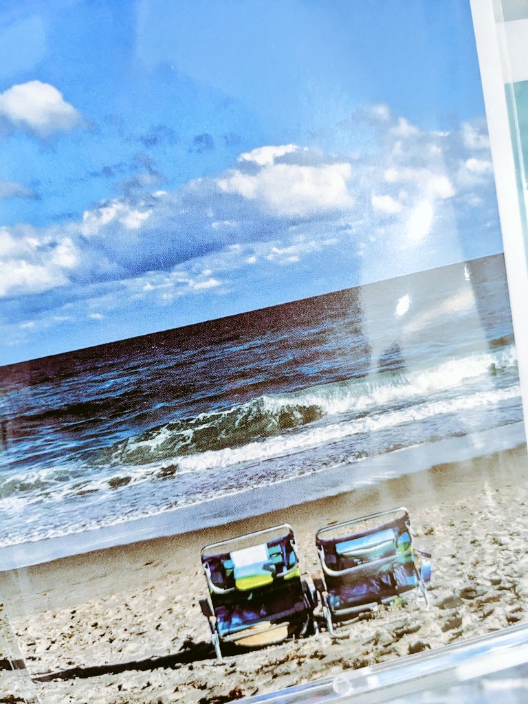 These #Original #print #greetingcards from a Vika Ross will have you #dreaming and #longing for #warmer days and #Sunny places. 

Maker's Market is located at 3069 Dundas St W #Toronto. Open daily 11 to 6.