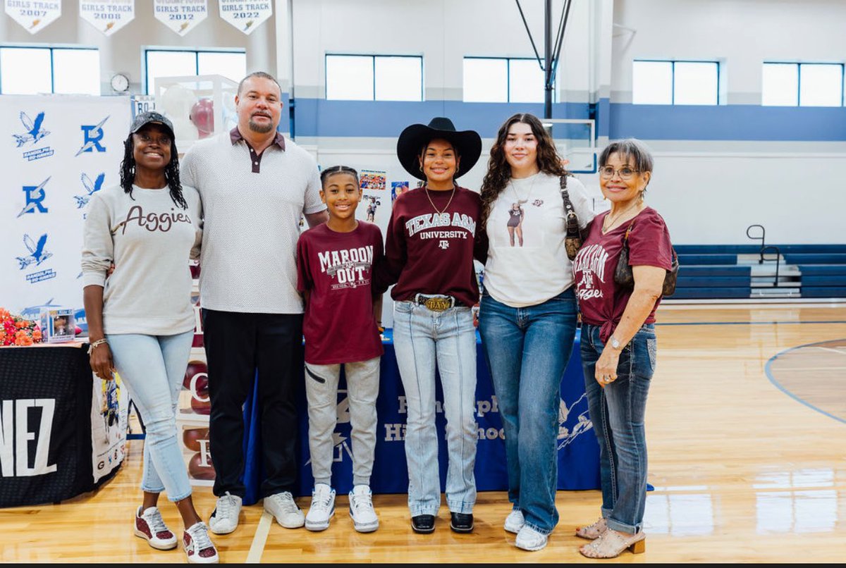 Lupe Nunez tweet media