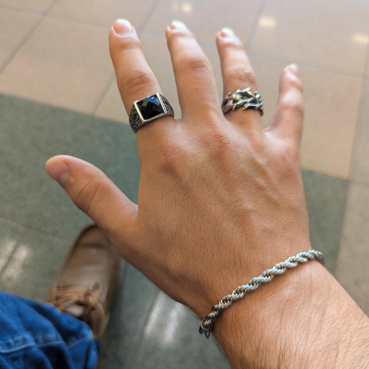 NehmoeGoons's tweet image. #NewProfilePic