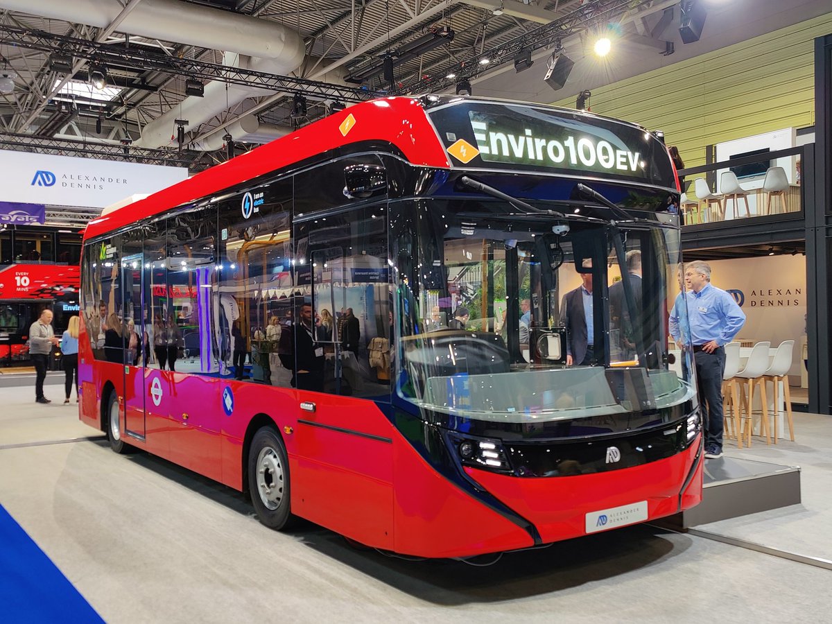 StevenQuy's tweet image. Had a great time at the NEC for @EuroBusExpo. Great to see lots of new vehicles, plus got the cover photo for the latest @CBWtweets mag. A nice surprise! It's good to be back in the bus industry again with CC 👍