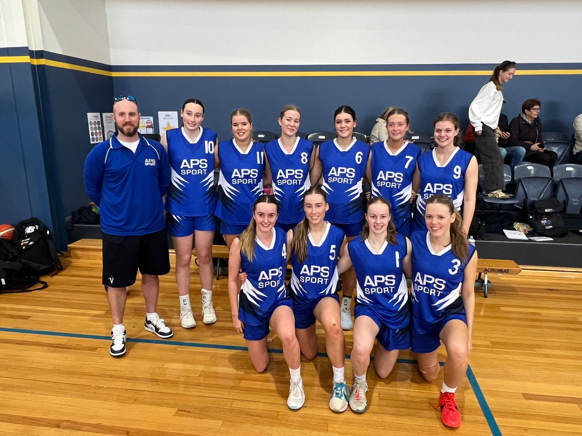 APS_Sport's tweet photo. Congrats to @APS_Sport Rep &amp; @careysport Alumnae Katie Harrington (OC2024) for signing with the University of Wyoming! 👏👏

All the best @Kat1eharrington &amp; we can't wait to follow your progress at @wyo_wbb! 💪💪

#apssport #APS #apsbasketball https://t.co/YfUYYKqIhi