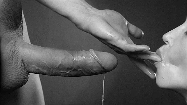 El buen sexo es sin asco, espontáneo y en complicidad con quien te acompaña, dejando los tabús a un lado para experimentar la morbosidad y el placer que te hace temblar 🔥 #MiercolesDeMorboYProvocación