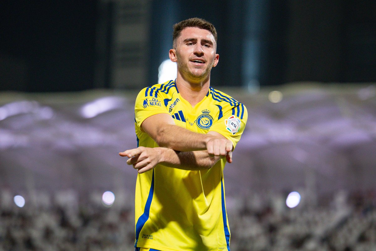 FabrizioRomano's tweet photo. 🚨⚪️ Aymeric Laporte on Real Madrid links: “I’d obviously listen to Real Madrid call, you can’t ignore clubs like that”.

“It feels good to see the links. I’m not so informed about that, but it’s obviously nice”, he told @ellarguero. https://t.co/DvzuuZb5NQ