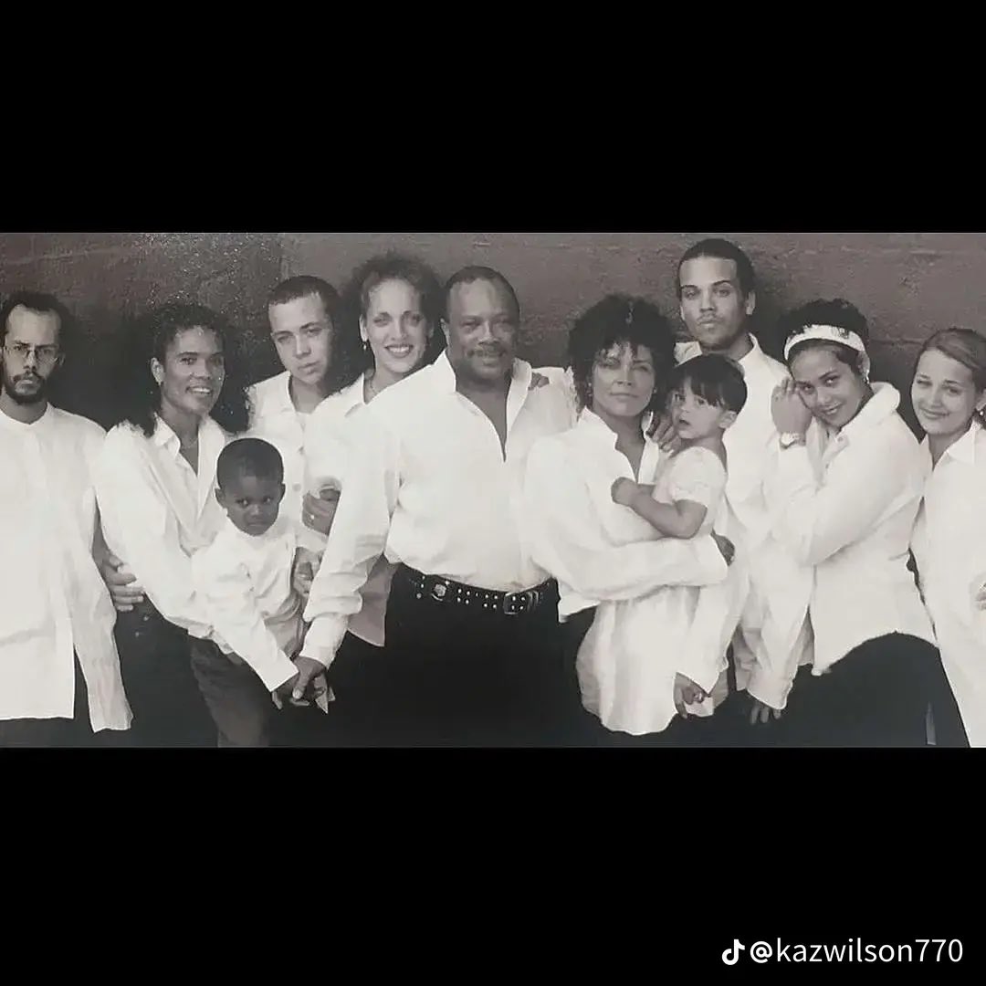 goldplatedgem's tweet photo. Somebody said “My parents didn’t leave me shit but pieces to pick up” 🤣💯 https://t.co/GcYSsd9zHi