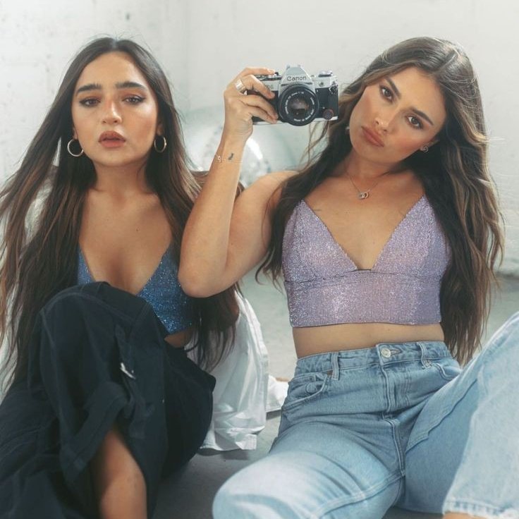 skye_mont's tweet image. NUESTRO SUEÑO INCLUSO ILUSIÓN
 
GALA X CALLE Y POCHE

@GalaMontes2 @CalleyPoche #GalaMontes #Garime #Cacher  #calleypoche