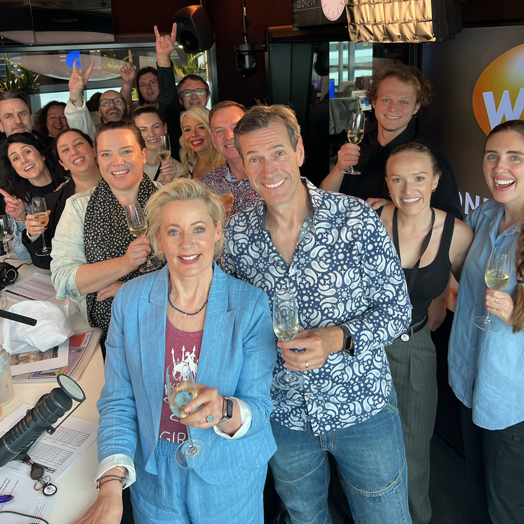 Jonesy & Amanda tweet media