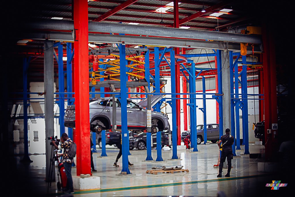 AbuKusada's tweet photo. #KiKProject2024 
Today, I had the opportunity to conduct an oversight visit in Lagos to several automobile assembly plants as a member of the @HouseNGR committee on Industry. During our visit, we had the privilege of touring three prominent companies: Dangote Sinotruck West Africa Ltd, CNG Motors Co Ltd, and Mikano International Ltd.