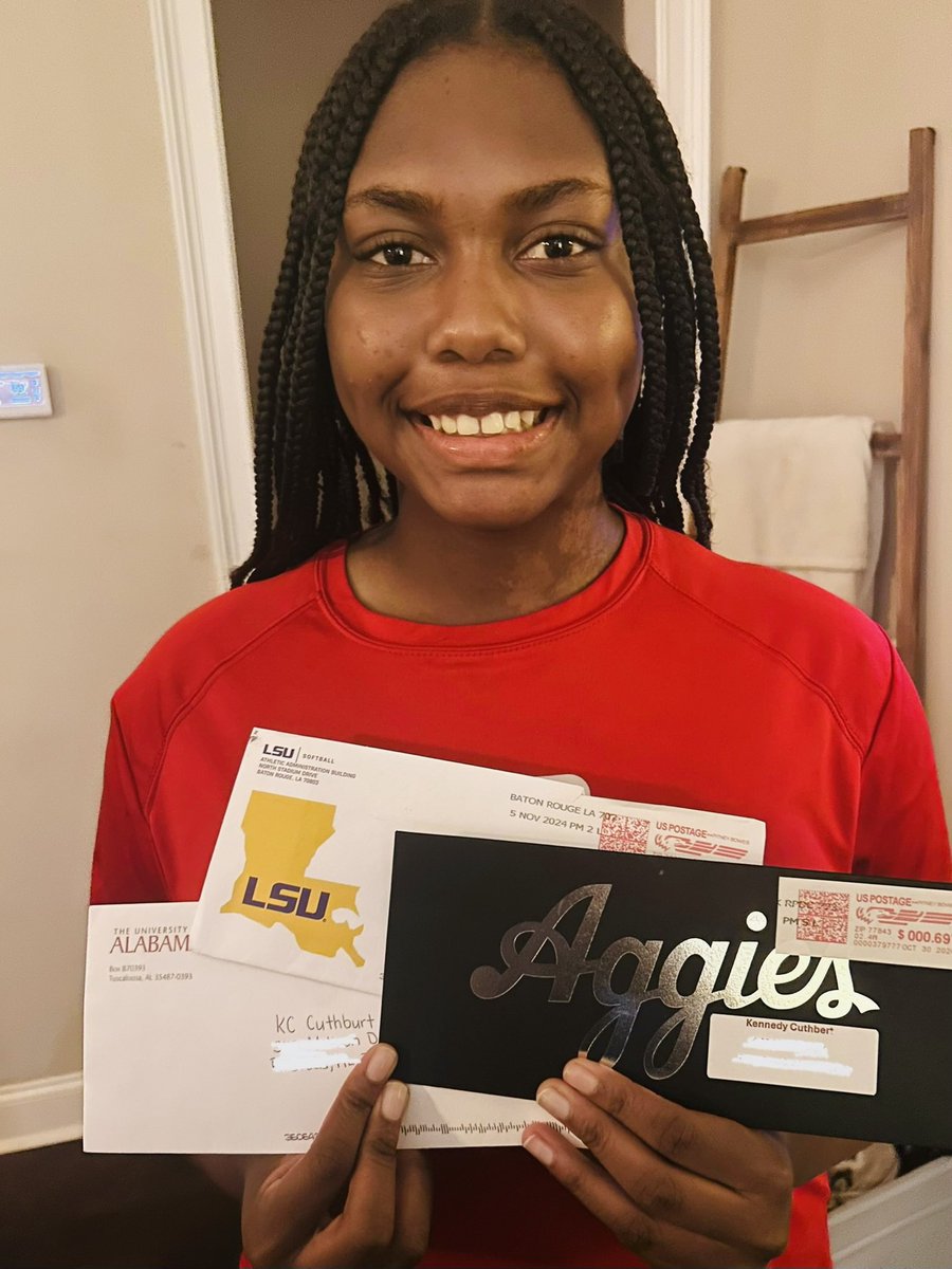 Thank you <a href="/AlabamaSB/">Alabama Softball</a> <a href="/AggieSoftball/">Texas A&M Softball</a> <a href="/LSUsoftball/">LSU Softball</a> for the mail this week…⚡️! I’m ready to compete with my team <a href="/BhamBolts2027/">Birmingham Thunderbolts Premier 2027-Alford/Rocky</a> this weekend at the Clearwater Fall Classic. Let’s go!! #2010 #Classof2028 <a href="/ExtraInningSB/">EXTRA INNING SOFTBALL</a> <a href="/LineDsoftball/">Line Drive Media</a> #Goals #Preparation