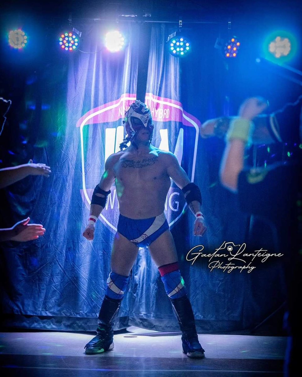 Havnt posted a photo in a while!
Working out, Training 3 days a week, plus working the shows on the weekend... My days don't stop nor does my grind.
I am hungry!!
#prowrestling #ican #will #imust #LuchaLibre #chaseyourdreams #wrestling