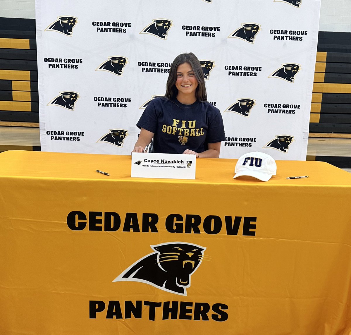 Cayce Kavakich (@caycekav) on Twitter photo It’s Official!! I can’t wait to go south and play softball in the sunshine!! <a href="/CoachBee9/">Mike Larabee</a> <a href="/FIUSoftball/">FIU Softball</a> It’s Official!! I can’t wait to go south and play softball in the sunshine!! <a href="/CoachBee9/">Mike Larabee</a> <a href="/FIUSoftball/">FIU Softball</a>