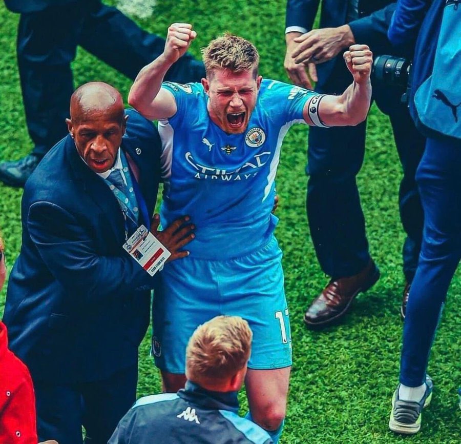 ManKippax's tweet image. No Manchester City account should have less than 1000 followers 

If you are a Manchester City supporter and want more followers drop a 💙 in the comment!

Like and Retweet this post and follow everyone back! 👊👊👊

#MCFC