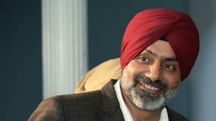 DonutEvenTryy's tweet image. Indians kiIIing Sikhs in Foreign now. 🤷🏽‍♀️

52-year-old Rabinder Singh Malhi of Brampton was found injured at a residence &amp;amp; was pronounced de@d at the Hospital. Peel Police have announced the arrest of two people, 47-year-old Rajinder Kumar &amp;amp; 35-year-old Sheetal Verma.