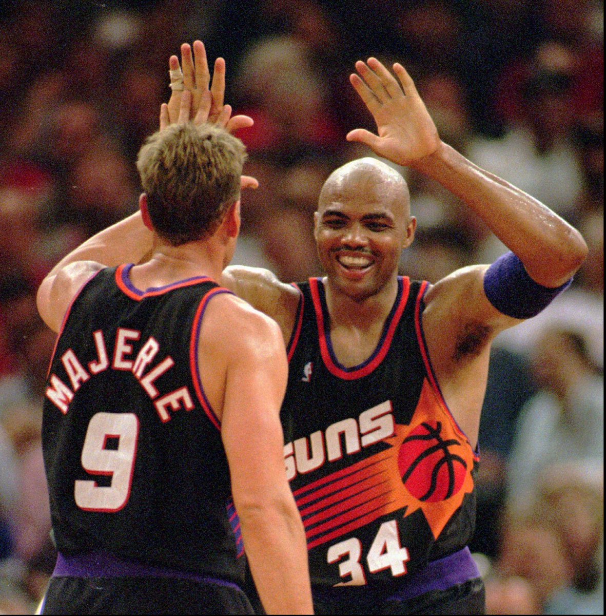 NoContextSuns's tweet photo. https://t.co/ChbmP47iLk