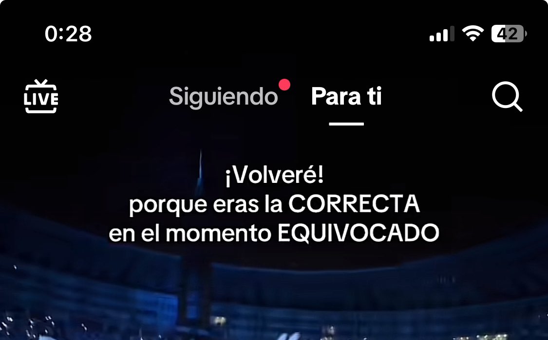 Paula (@pauula_mh) on Twitter photo 
