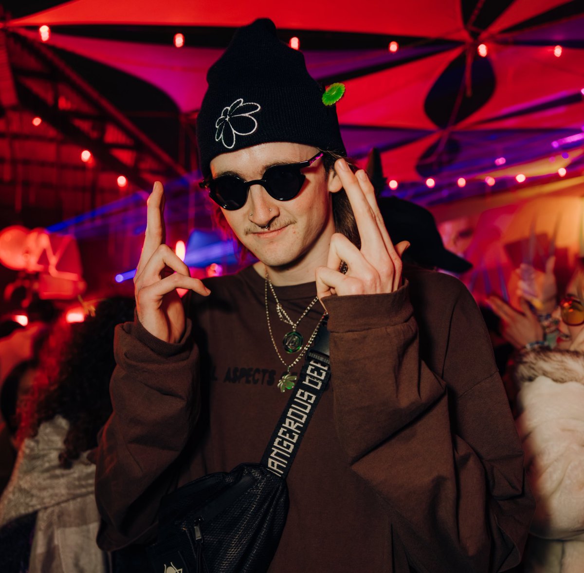 phir_sound's tweet image. full-circle can’t even begin to describe this 🥲

i will be opening for the legendary @eprombeats this saturday w/ the lovely people over at @daisychain_sd 🌼⛓️‍💥

t1cket link will be in the replies, get em while they’re hot 🎟️