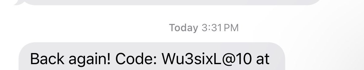 SNKR_TWITR tweet media