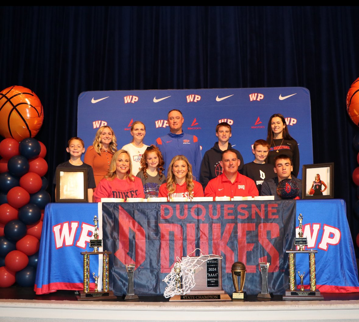WPHSgirlsbb's tweet photo. Congrats to @_lalawoods and @bordas_alexis for officially signing today! 🏀 https://t.co/lgP5XJqdta