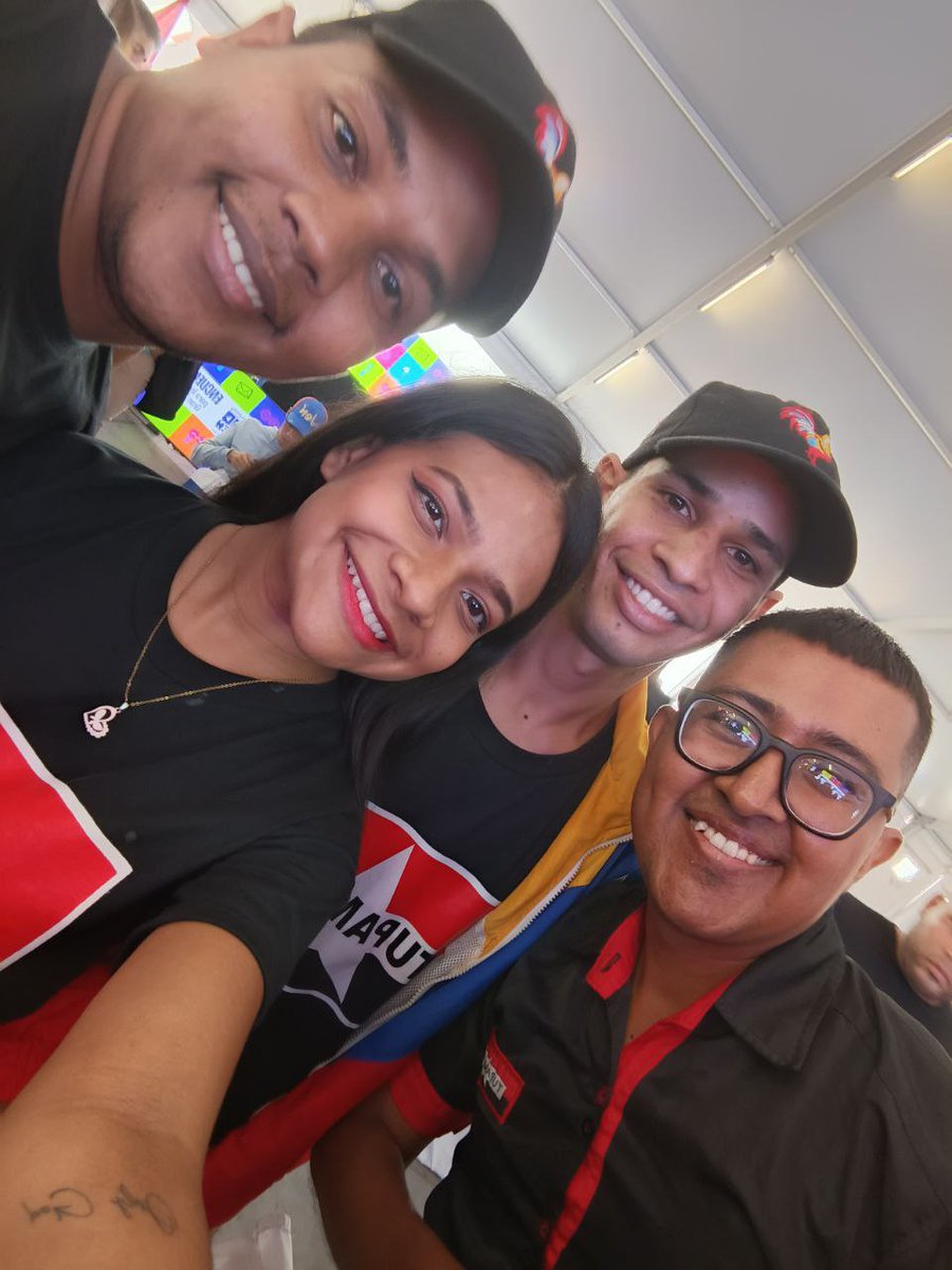 Nuestros jóvenes de 
<a href="/TupamaroMRT_/">Movimiento Revolucionario TUPAMARO Vzla.</a>
 dicen presente en el  Encuentro Nacional para la Territorializacion de la Gran Misión Venezuela Joven. 
#todoelpartidounaescuela
<a href="/WBenavides_MRT/">Williams Benavides</a>
 <a href="/OrienteMRT_/">Bloque_OrienteMRT</a>