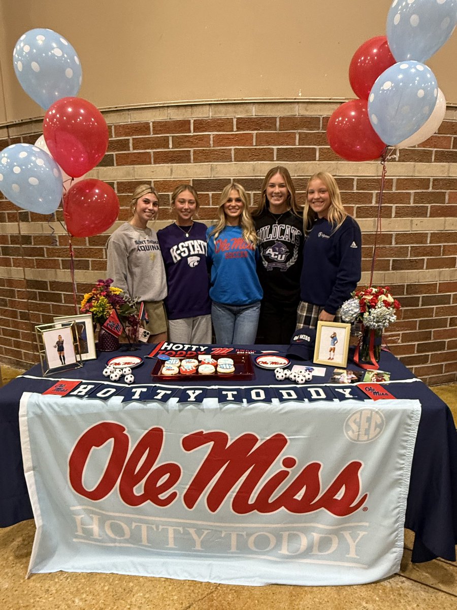 Kansas Rush GA 06/07 (@ksrushga0607) on Twitter photo Love seeing teammates celebrating each other at their signing days! #RUID 💙⚽️
<a href="/avapattersonnn/">ava patterson</a> <a href="/KennedyMiller_3/">Kennedy Miller | GA | Forward | 2026</a> <a href="/brooklynmarn/">Brooklyn Marn '25</a> <a href="/NiehuesKeely/">Keely Niehues</a> <a href="/Emma_Smith_2026/">Emma Smith | 2026 | GK | GA</a> Love seeing teammates celebrating each other at their signing days! #RUID 💙⚽️
<a href="/avapattersonnn/">ava patterson</a> <a href="/KennedyMiller_3/">Kennedy Miller | GA | Forward | 2026</a> <a href="/brooklynmarn/">Brooklyn Marn '25</a> <a href="/NiehuesKeely/">Keely Niehues</a> <a href="/Emma_Smith_2026/">Emma Smith | 2026 | GK | GA</a>
