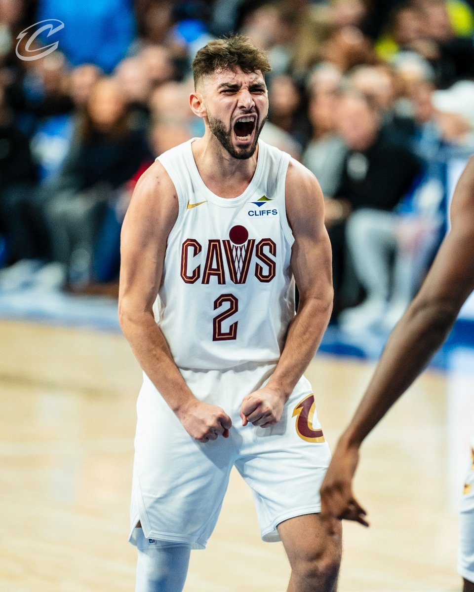 cavs's tweet photo. CAVS WIN! #LetEmKnow https://t.co/8i1qJ5qBfu