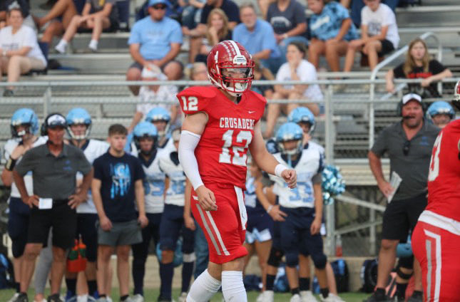 Wellington (4A, 8-2) has proved themselves to be a huge contender in 4A with a 20-19 win over last year’s 5A runner up Kapaun.  Senior QB Dusty Bannister had a huge game with 251 yards passing and 3 TDs to 3 different receivers (Skyler Branam Sr, Grady Norris Sr, and Milo Elder