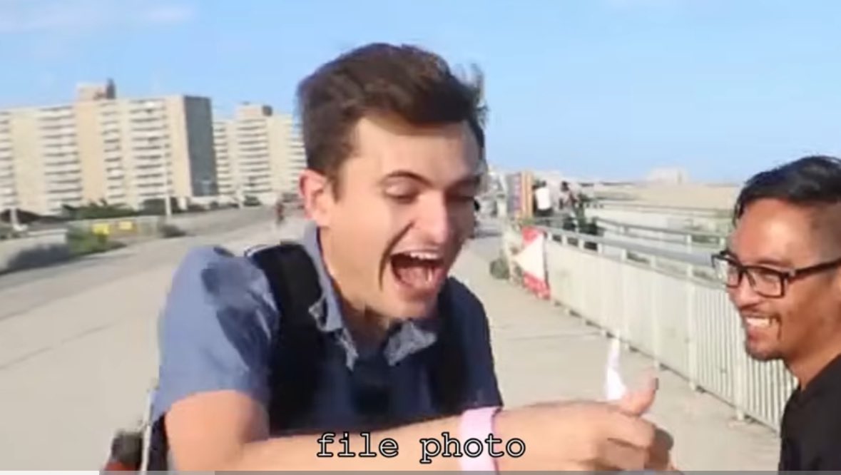 Barrett Ochoa tweet media