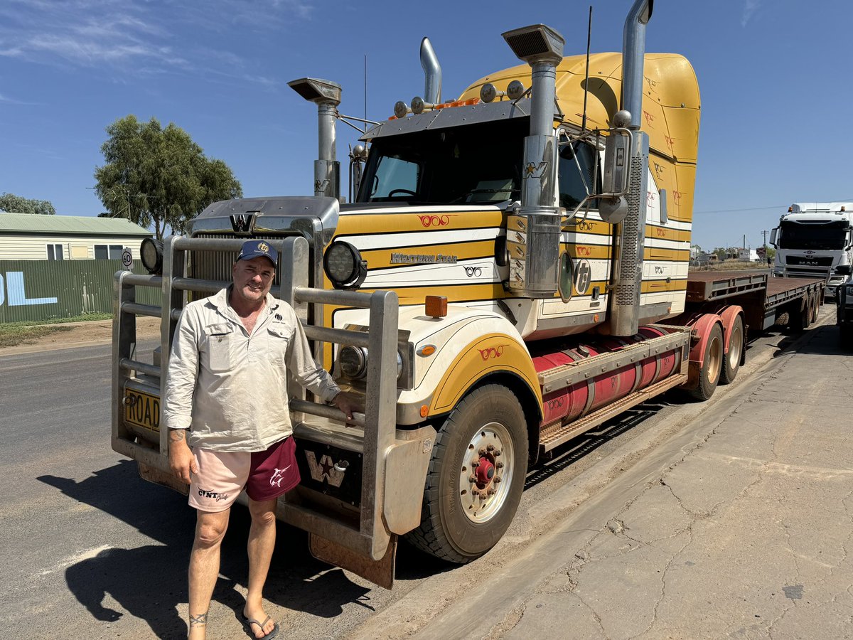 The things that manage to get across the Qld border. 
Great to catch up with you mate &amp; in your favourite state as well. 😝 <a href="/bouta_nt/">BoutaNT</a>