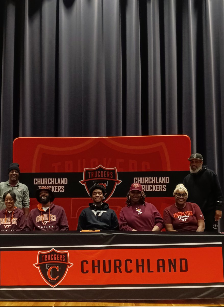 CoachM757's tweet image. From CHS to VT proud of you champ...#TheGrind..@dhandducks @SinCereJones_ @HokiesMBB