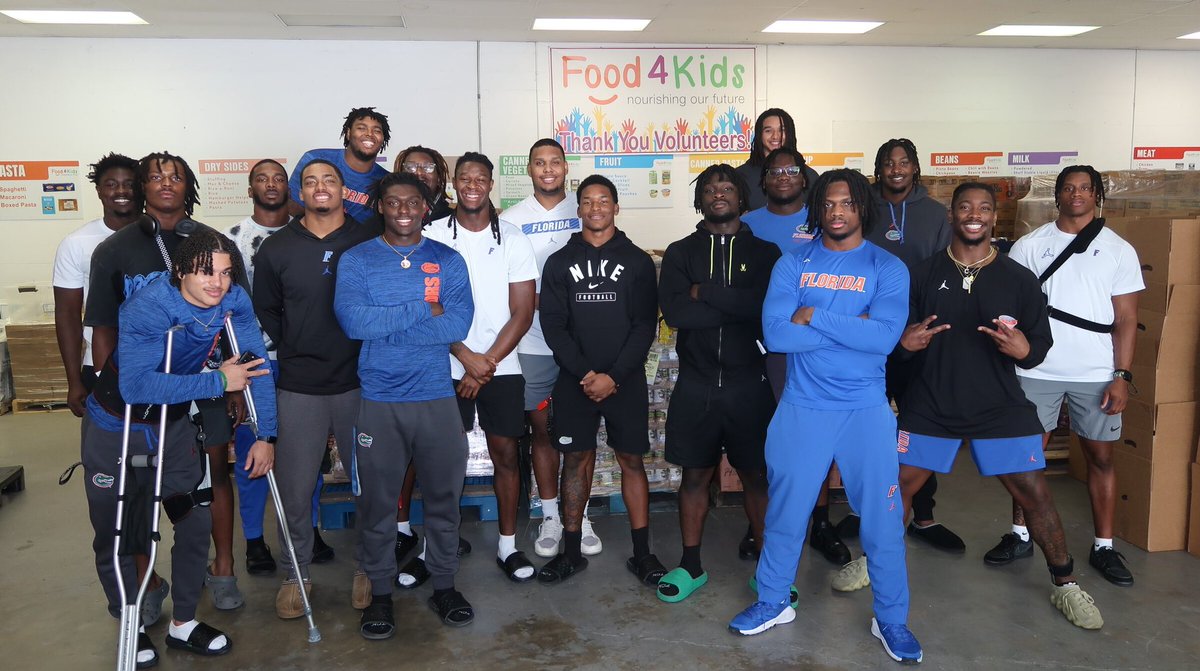 Join me and my teammates to help the Food4Kids foundation!! We need your help🫵🏾 raising money to help children in our community!!! Every donation matters! <a href="/Fl_Victorious/">Florida Victorious</a> #FVFoundation 
food4kidsfl.org/foodfight