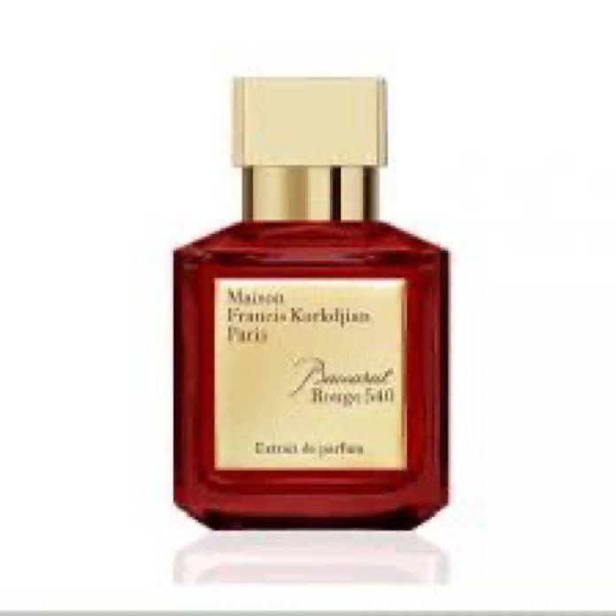 -

عطر من zara نسخة طبق الأصل لعطر بكرات روج وثباته وفوحانه جيد جداً إلى ممتاز .
الفرق بالسعر بين العطرين مثل الفرق بين الشرق والغرب اكثر من 1400 ريال تقريباً .
عطر زارا من 80 إلى 140 ريال
عطر بكرات من 1200 إلى 1800 ريال

#صباح_الاشياء_المُشرقه