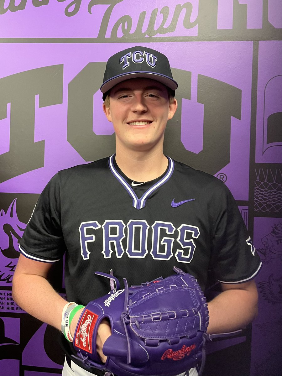 Novi Baseball (@novihsbaseball) on Twitter photo Signing Day at Novi
Congrats <a href="/UliFernsler/">Uli Fernsler</a>!
Thanks to coaches and team mates!
<a href="/TCU_Baseball/">TCU Baseball</a>
<a href="/BullpenBaseball/">Bullpen Baseball</a> Signing Day at Novi
Congrats <a href="/UliFernsler/">Uli Fernsler</a>!
Thanks to coaches and team mates!
<a href="/TCU_Baseball/">TCU Baseball</a>
<a href="/BullpenBaseball/">Bullpen Baseball</a>