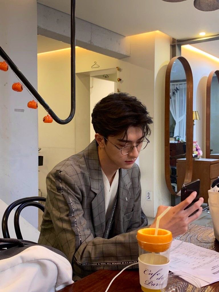 AIDENMARVR's tweet photo. ⠀

      #intrinigram 📸
      𝙝𝙩𝙚𝙨𝙮𝙢 ◡̈

      #TrinityVerse https://t.co/dQDGck4RIo