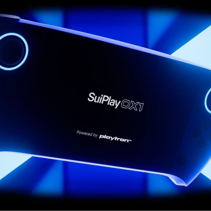 SuiPlay's tweet photo. Introducing the SuiPlay0X1, a first-of-its-kind handheld gaming console.

Play exciting new titles and your PC faves, plus unlock exclusive perks and rewards. 

Pre-order now » https://t.co/YrQl61Mg2m
