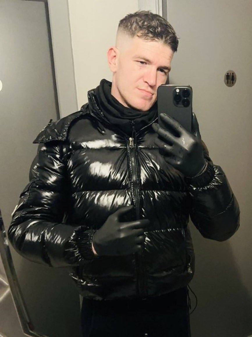 Boys, I’m entering my findom era. Slaves will line up to serve. Wallets will gape open. Everything will be mine.