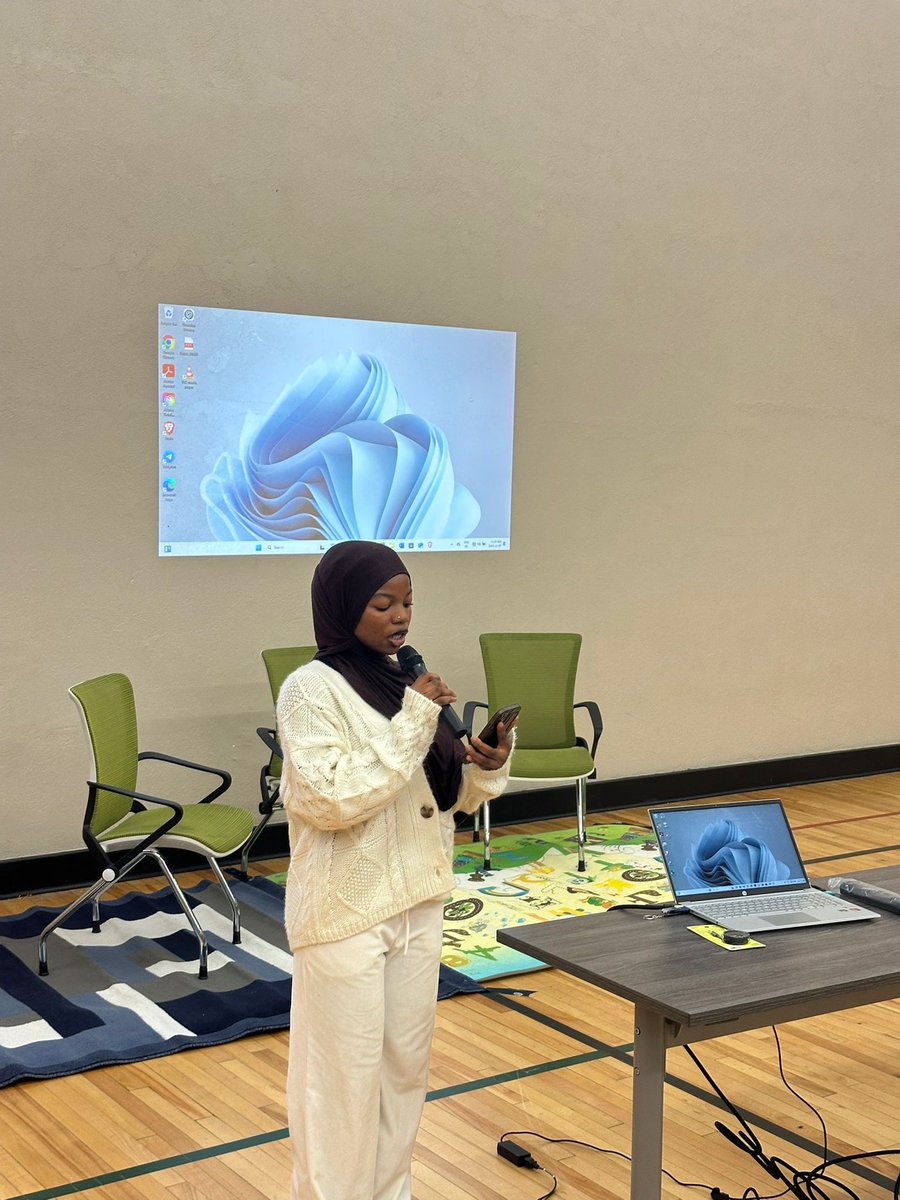 Sinkuniayeg's tweet photo. The Sinkunia Youth Connect event on November 9th, themed Building Safer Communities (BSC), united enthusiastic youth, parents, and facilitators in a collaborative environment that fostered unity and safety. 
Participants engaged in meaningful discussions ..
1/2 https://t.co/Y1y3k1bI1l