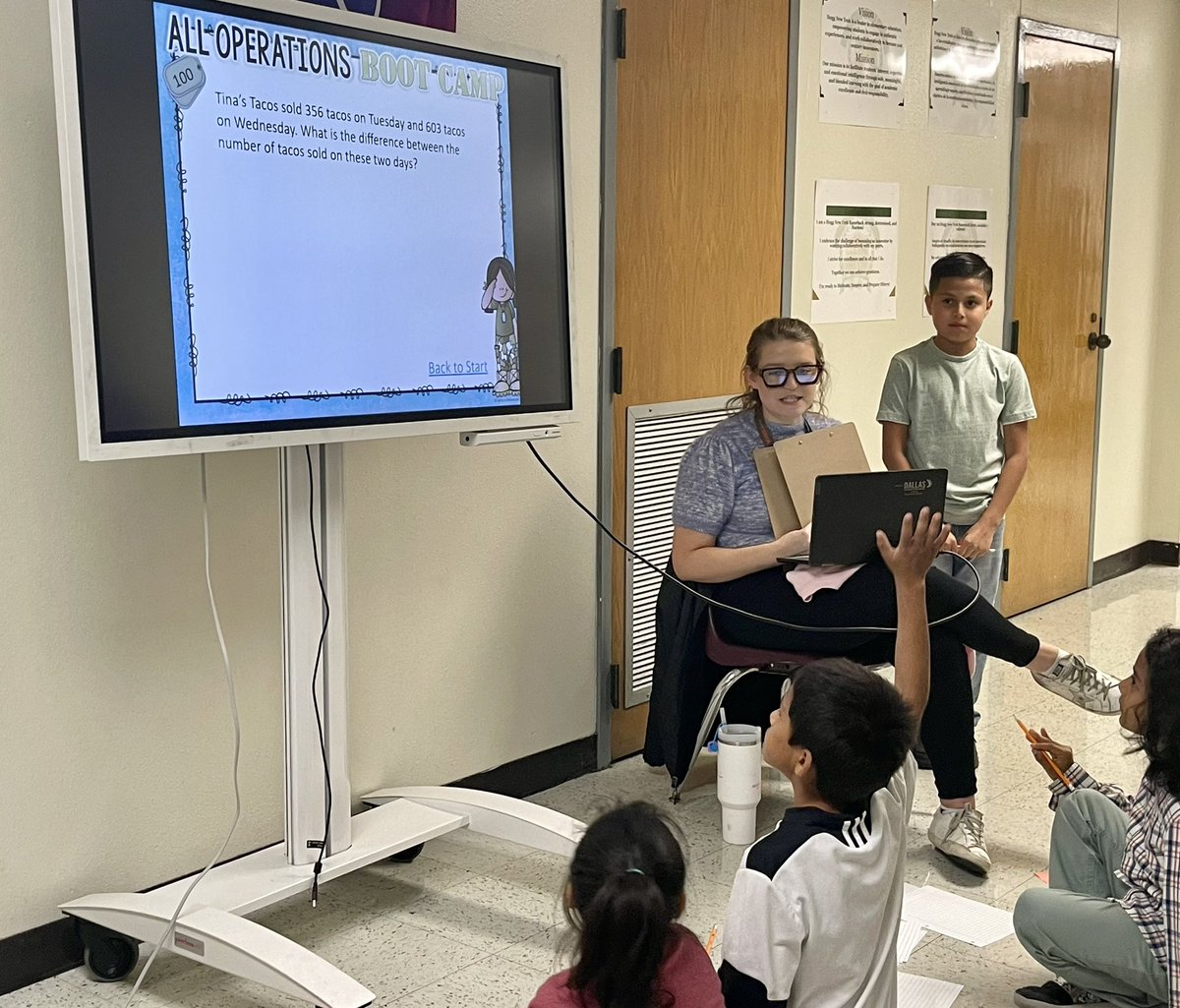 MsTinyButMighty's tweet image. 🎉🎓 **Razorback Math Night** was a huge success! 🐗✨ Check out these awesome moments from an evening full of fun and numbers. Thanks to everyone who joined us for a night of math, laughter, and Razorback spirit! 🙌  #RazorbackPride @ElementaryHogg @AdamsonSchools @MRamirezDISD