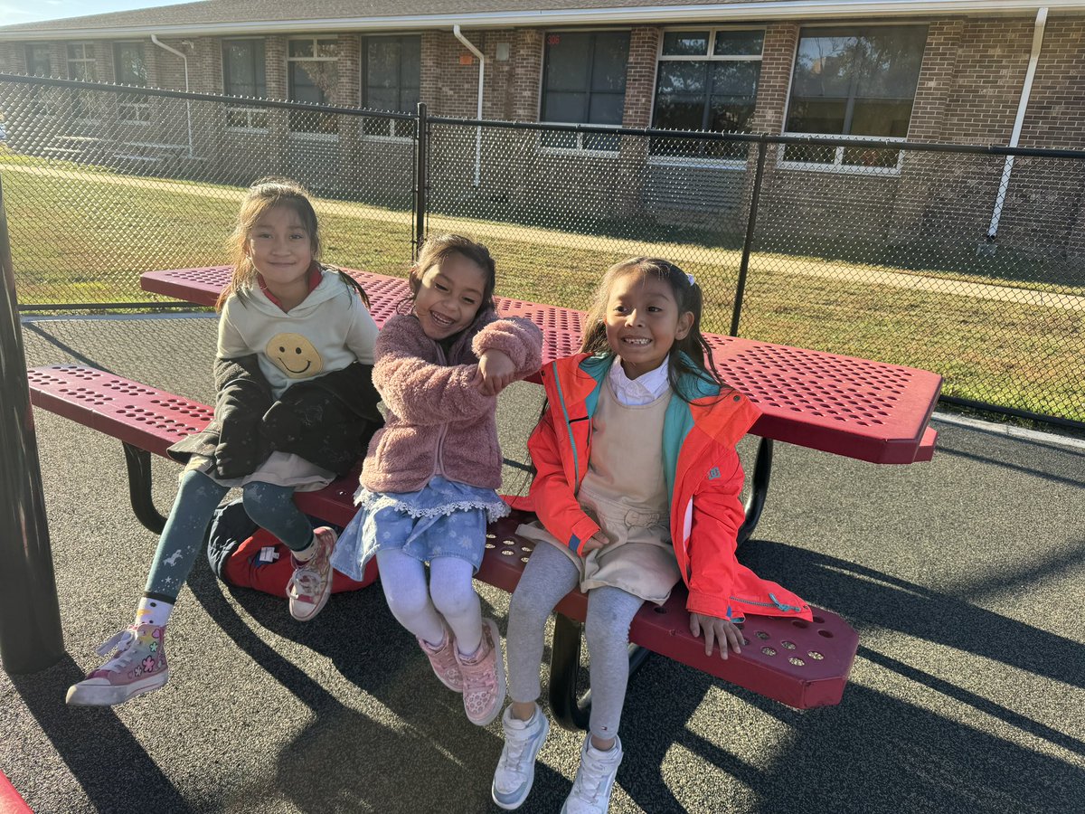 Brittany Mirrione (@msmirrionerbps) on Twitter photo I love being their teacher. 🩷 It makes me so happy when students from both of my classes are playing with each other! ✨ <a href="/Vazquez308/">Ms. Vazquez</a> <a href="/jrigby105/">Jen Rigby</a> <a href="/rbpsEAGLES/">Red Bank Primary</a> #RBBisBIA I love being their teacher. 🩷 It makes me so happy when students from both of my classes are playing with each other! ✨ <a href="/Vazquez308/">Ms. Vazquez</a> <a href="/jrigby105/">Jen Rigby</a> <a href="/rbpsEAGLES/">Red Bank Primary</a> #RBBisBIA