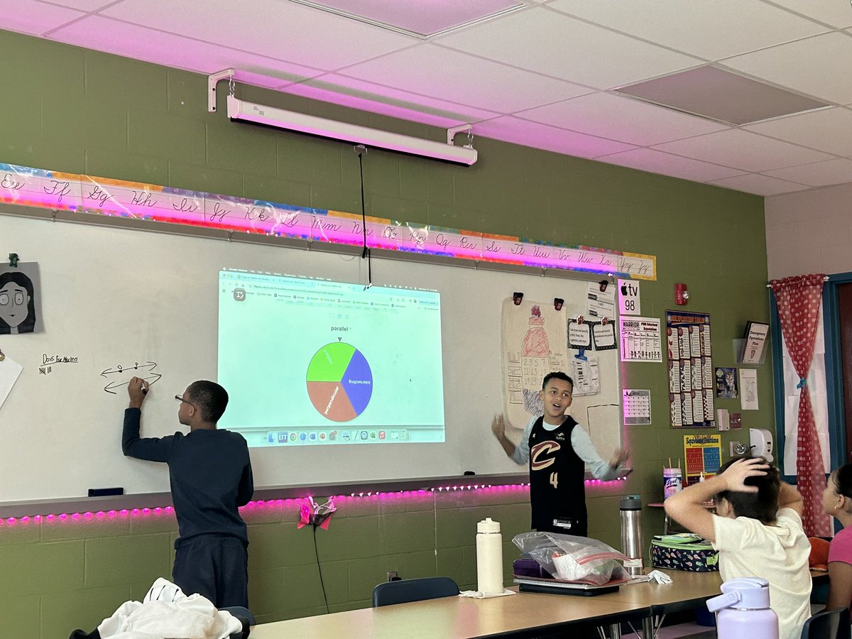 Shanna Kovi tweet media