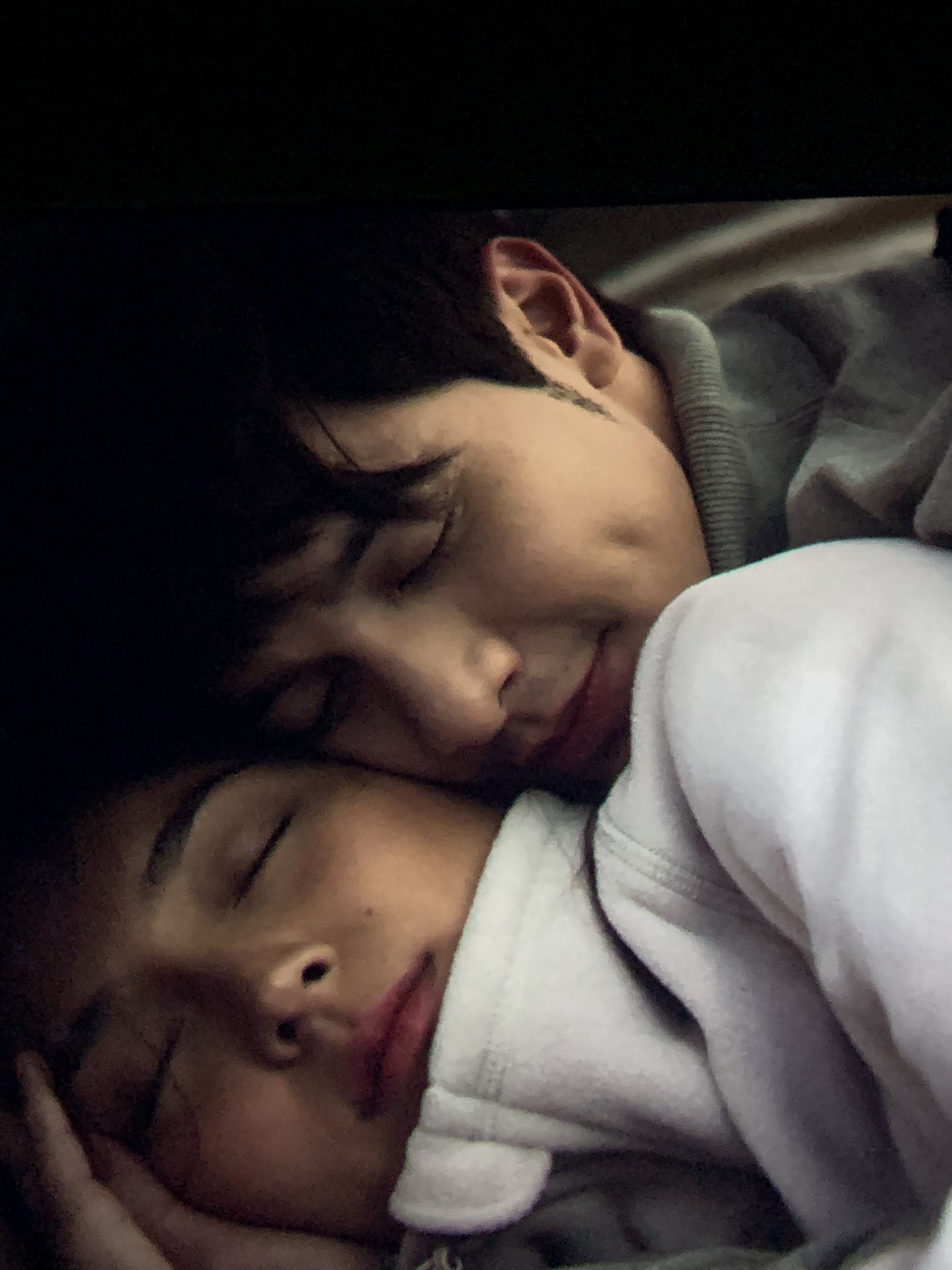 Yaya على X: "Hello, Love, Again," the movie starring Kapamilya actress Kathryn Bernardo and Alden Richards, earned over P85 million on its first day. This is the highest opening gross for a