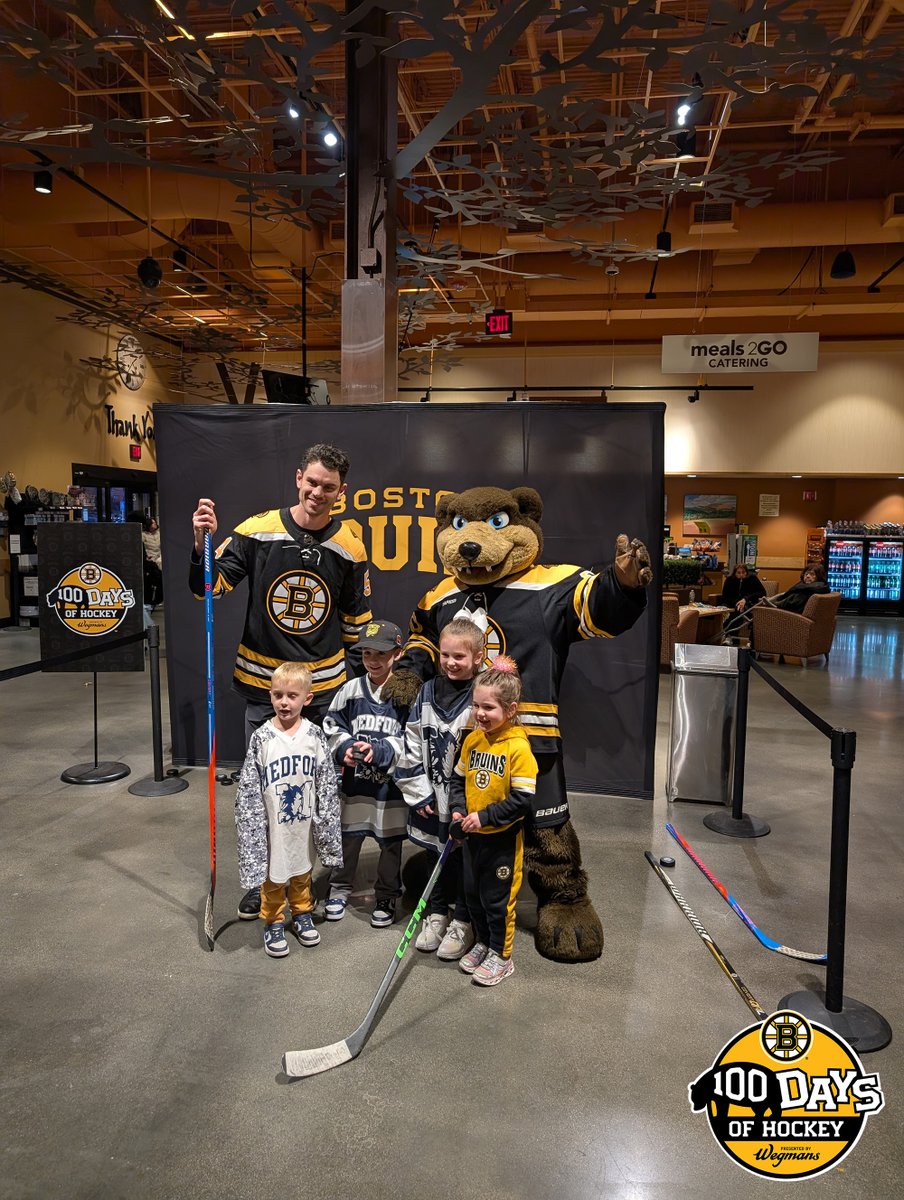 NHLBruins's tweet photo. Scoring goals at Wegmans 🏒

Yesterday, the Medford Wegmans hosted an in-store shootout with Bruins Alumni, Adam McQuaid and Blades. They also donated CPR kits to Medford Recreation and the Somerville Youth Hockey Association.

#WegmansWednesday | @Wegmans https://t.co/ffpOLcJa0w
